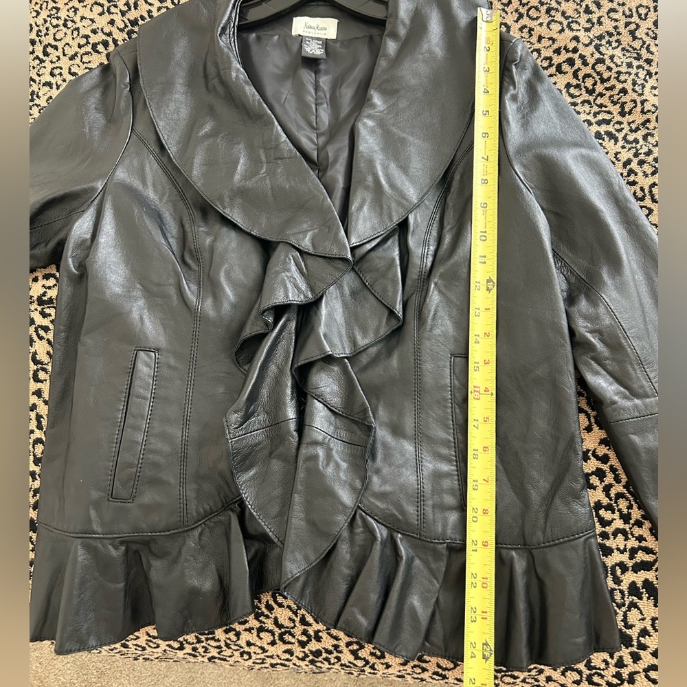 NEIMAN MARCUS 100% Soft Lamb Leather Jacket NWOT - Picture 8 of 9